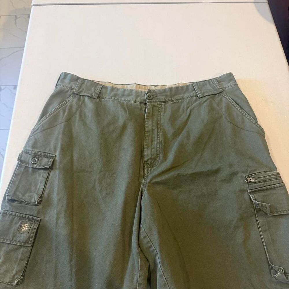 Izod Men's Green and Khaki Shorts